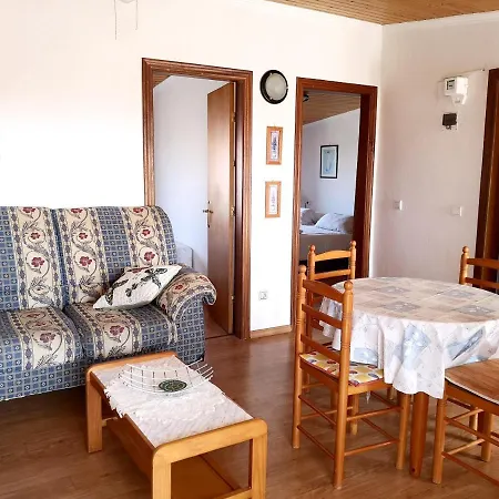 El Chaparral Seaview: 2-bedroom With Pool And Terrace